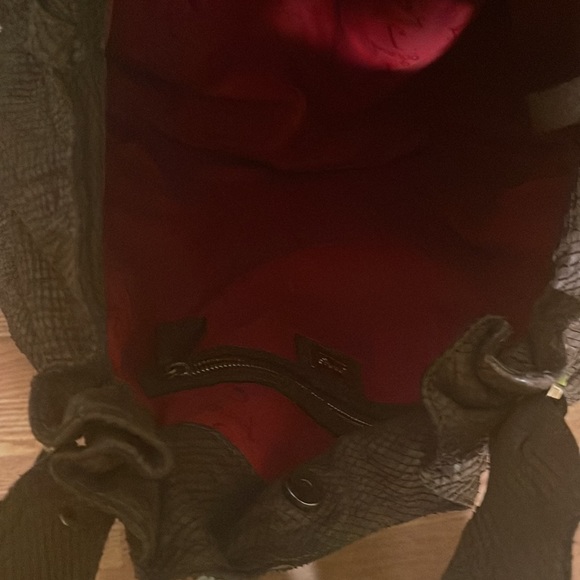 Jenringo - Picture 6 of 6